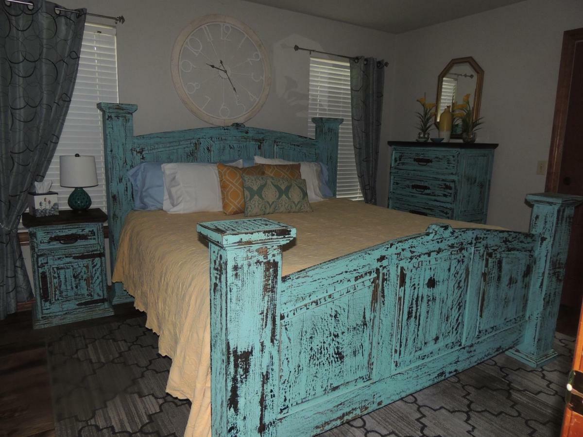 The Whispering Pines Inn Norman Esterno foto