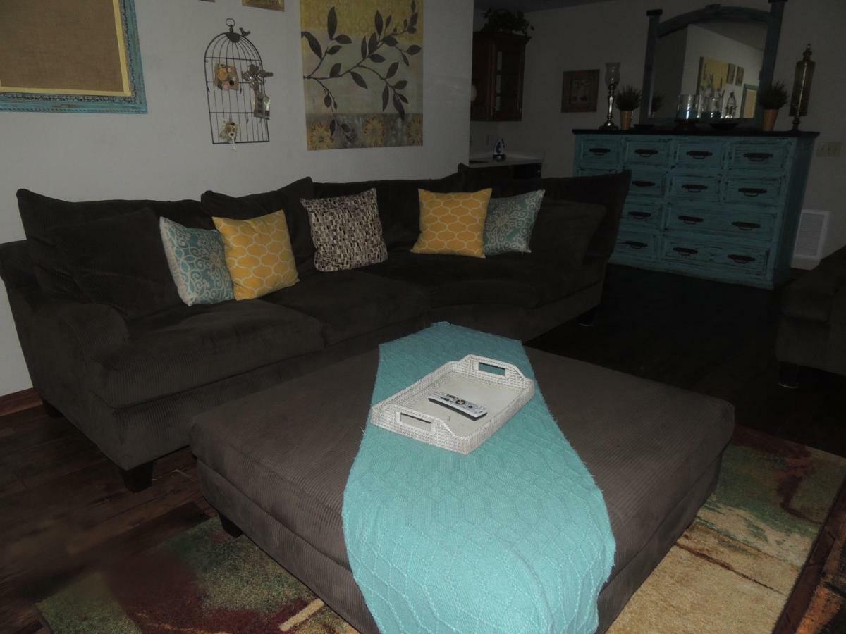The Whispering Pines Inn Norman Esterno foto