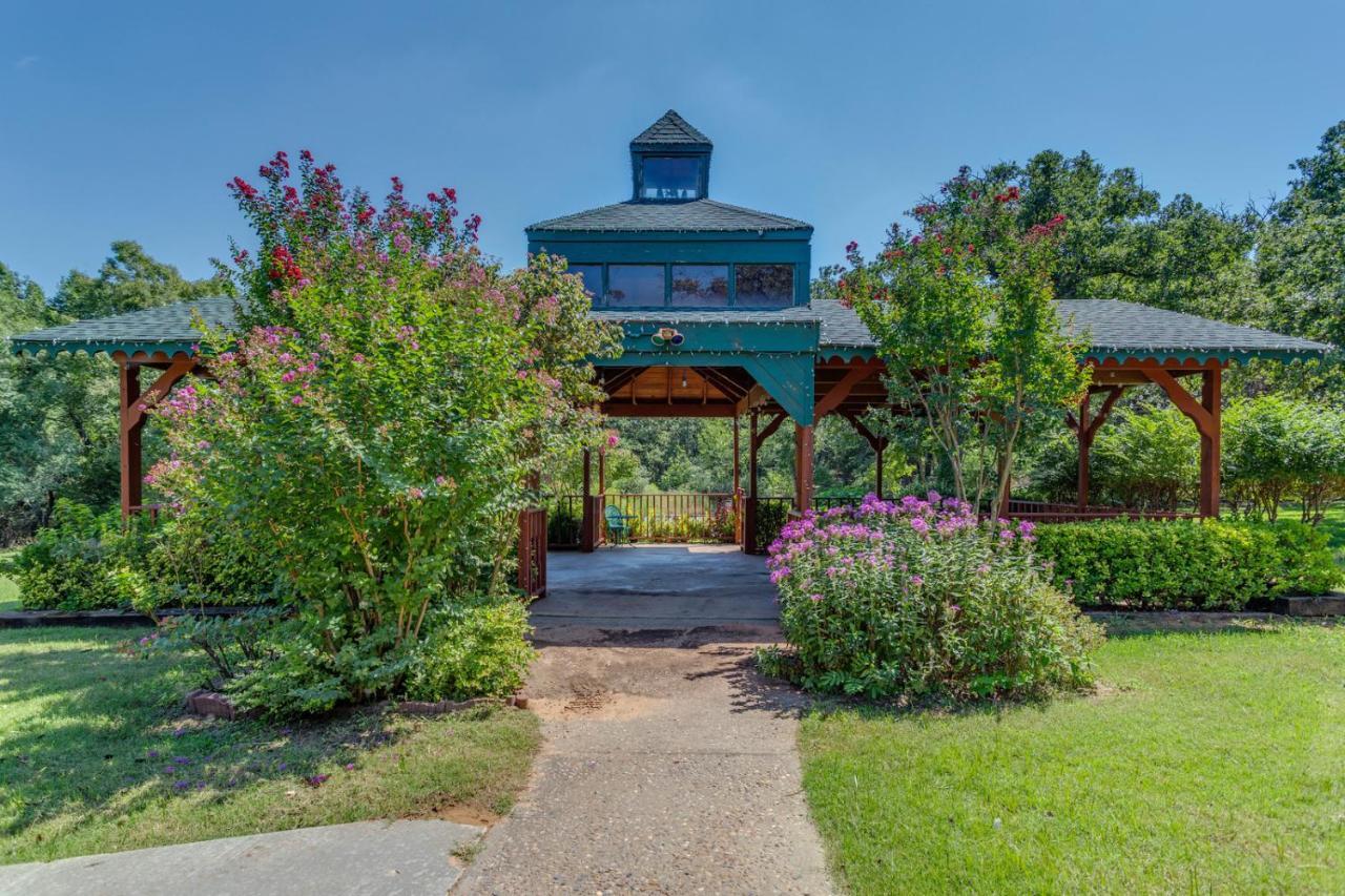 The Whispering Pines Inn Norman Esterno foto